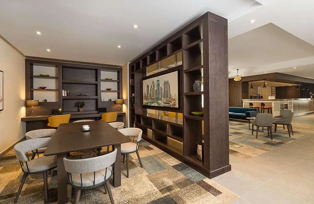 ***  Hampton By Hilton Dubai Al Barsha Otel Birleşik Arap Emirlikleri